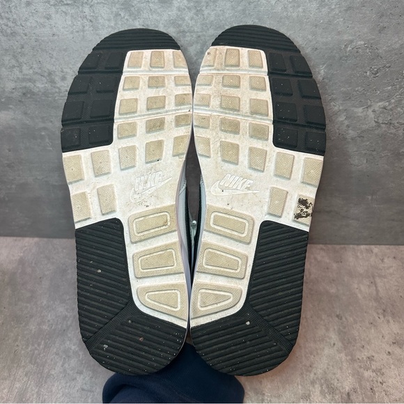 Nike Air Max 90 Running Shoes CW4555-102 Mens sz 7 - white/black - Picture 5 of 6